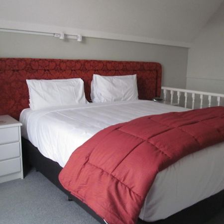 Phoenix Thermal Resort - Taupo Bilik gambar