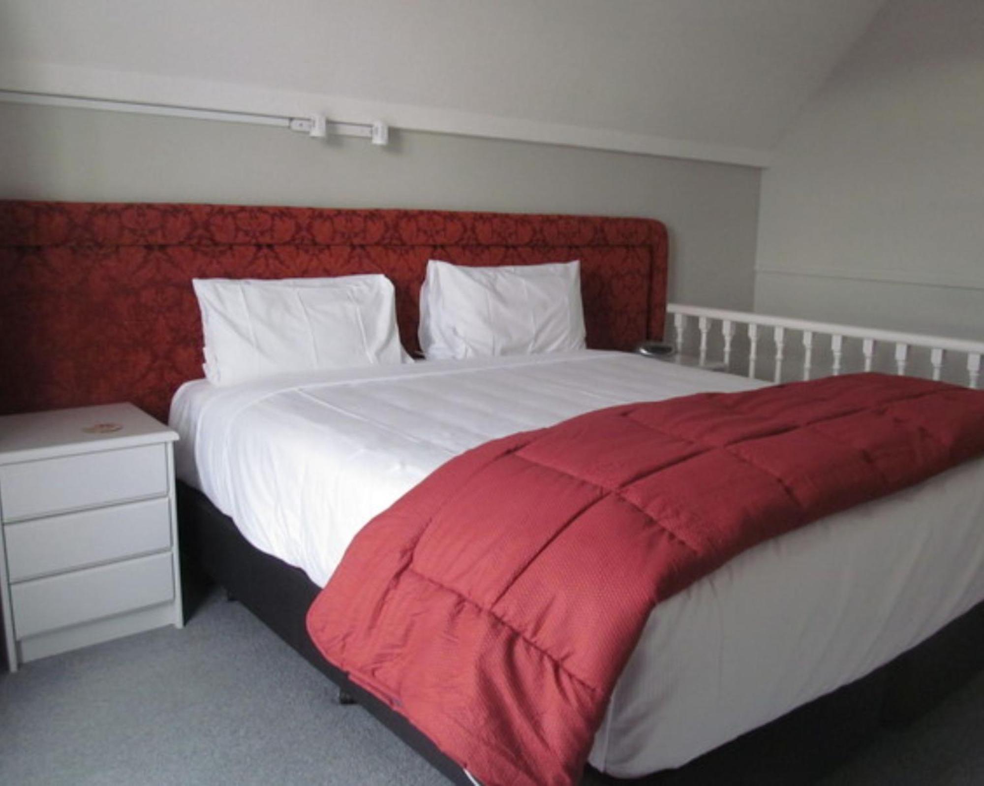 Phoenix Thermal Resort - Taupo Bilik gambar