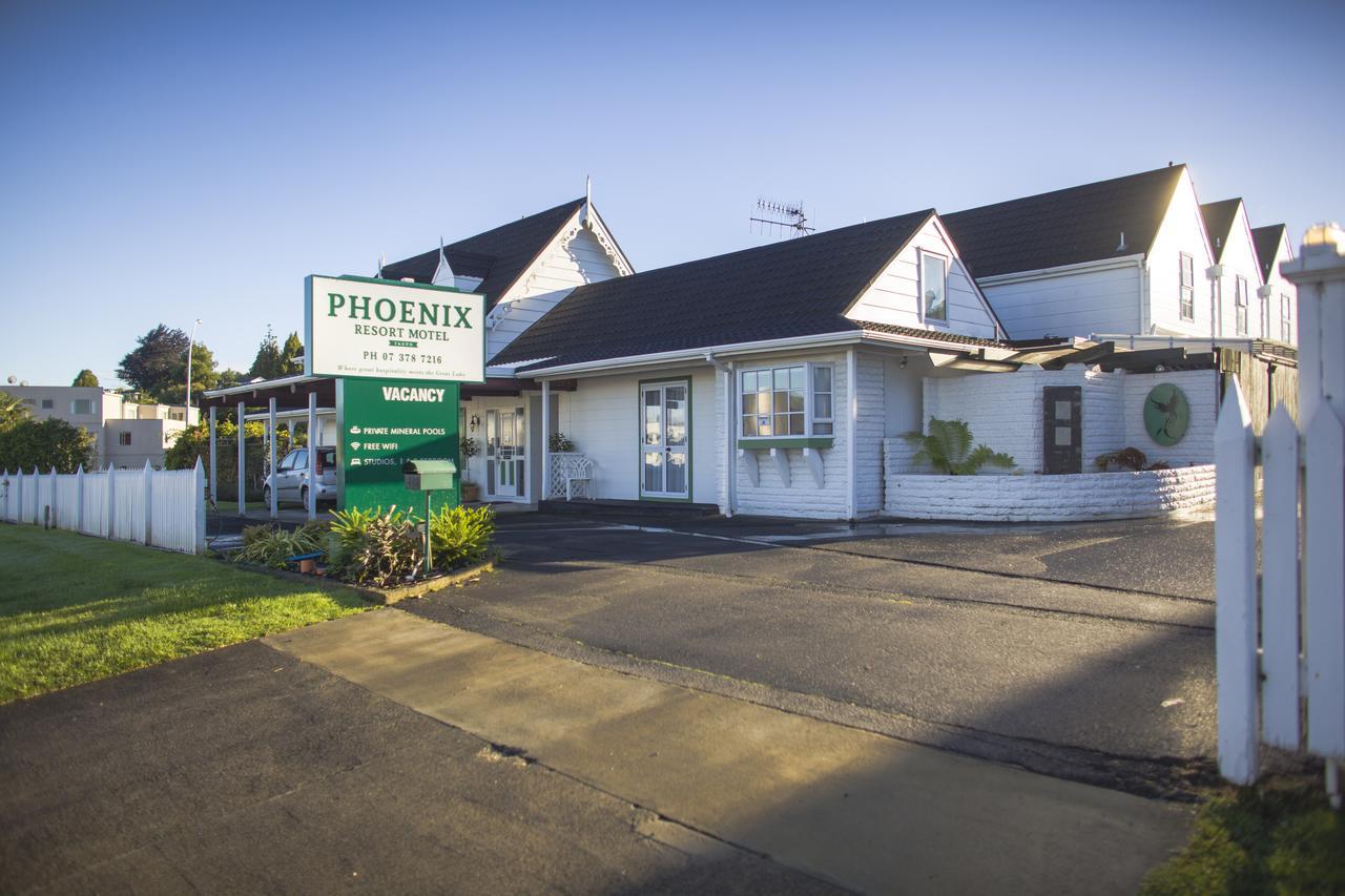 Phoenix Thermal Resort - Taupo Luaran gambar