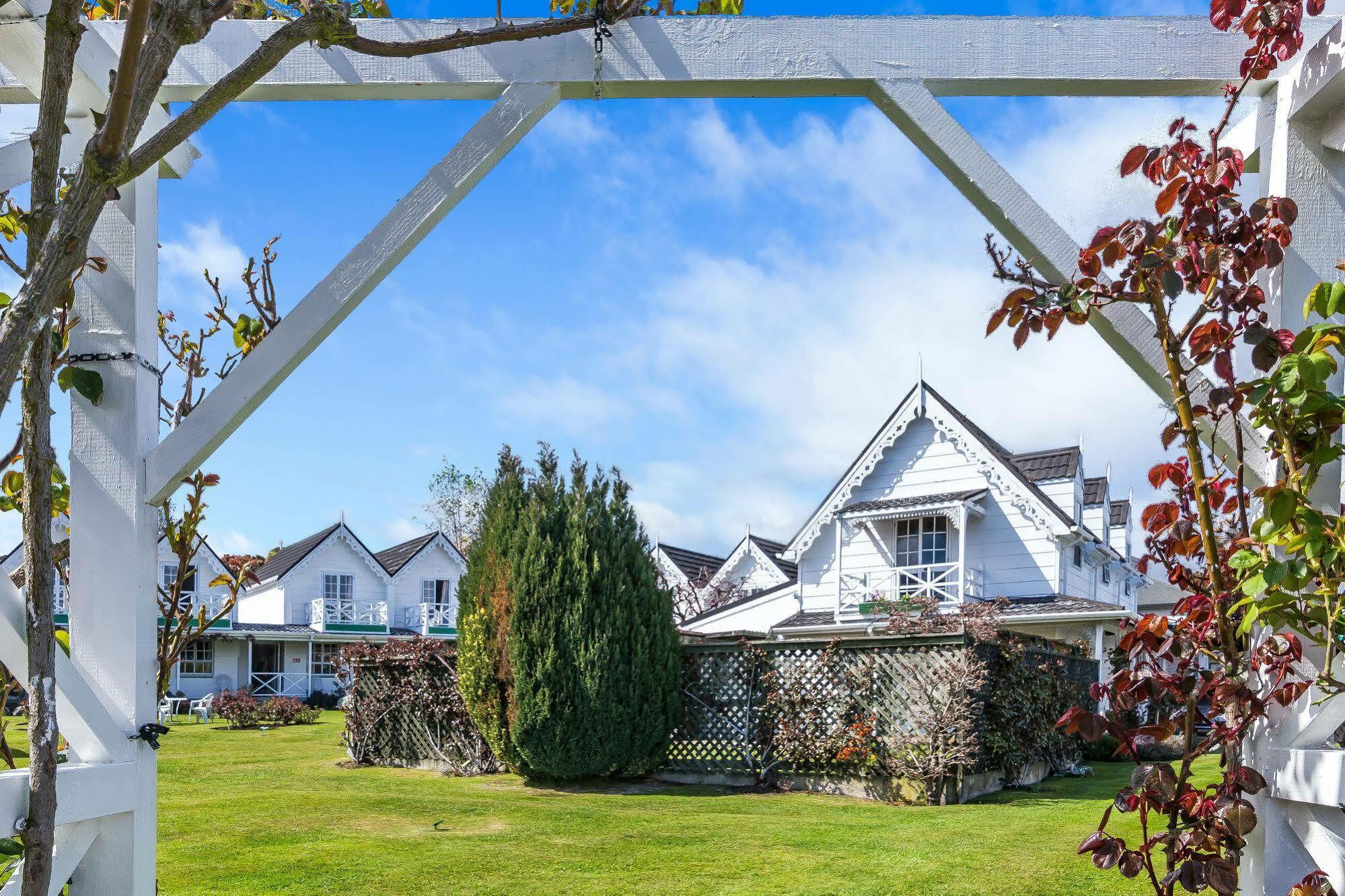 Phoenix Thermal Resort - Taupo Luaran gambar