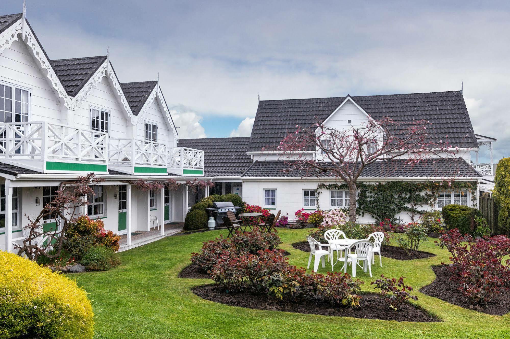 Phoenix Thermal Resort - Taupo Luaran gambar